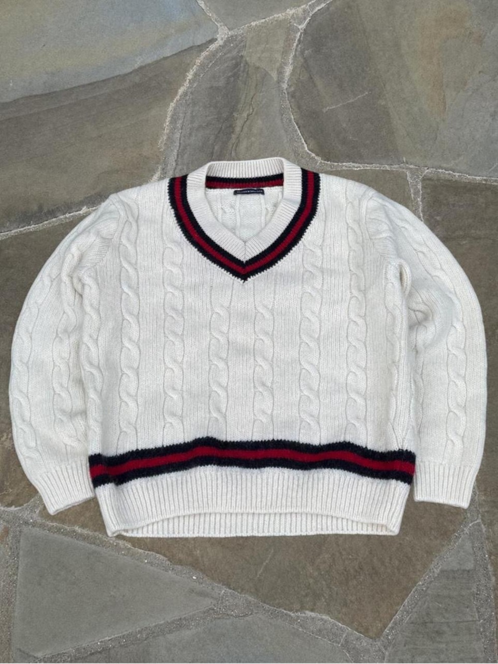 Brandy Melville - Cable Knit Wool Sweater